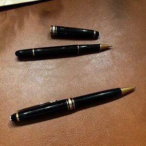 Mont Blanc rollerball and ballpoint pen - engraved as awards